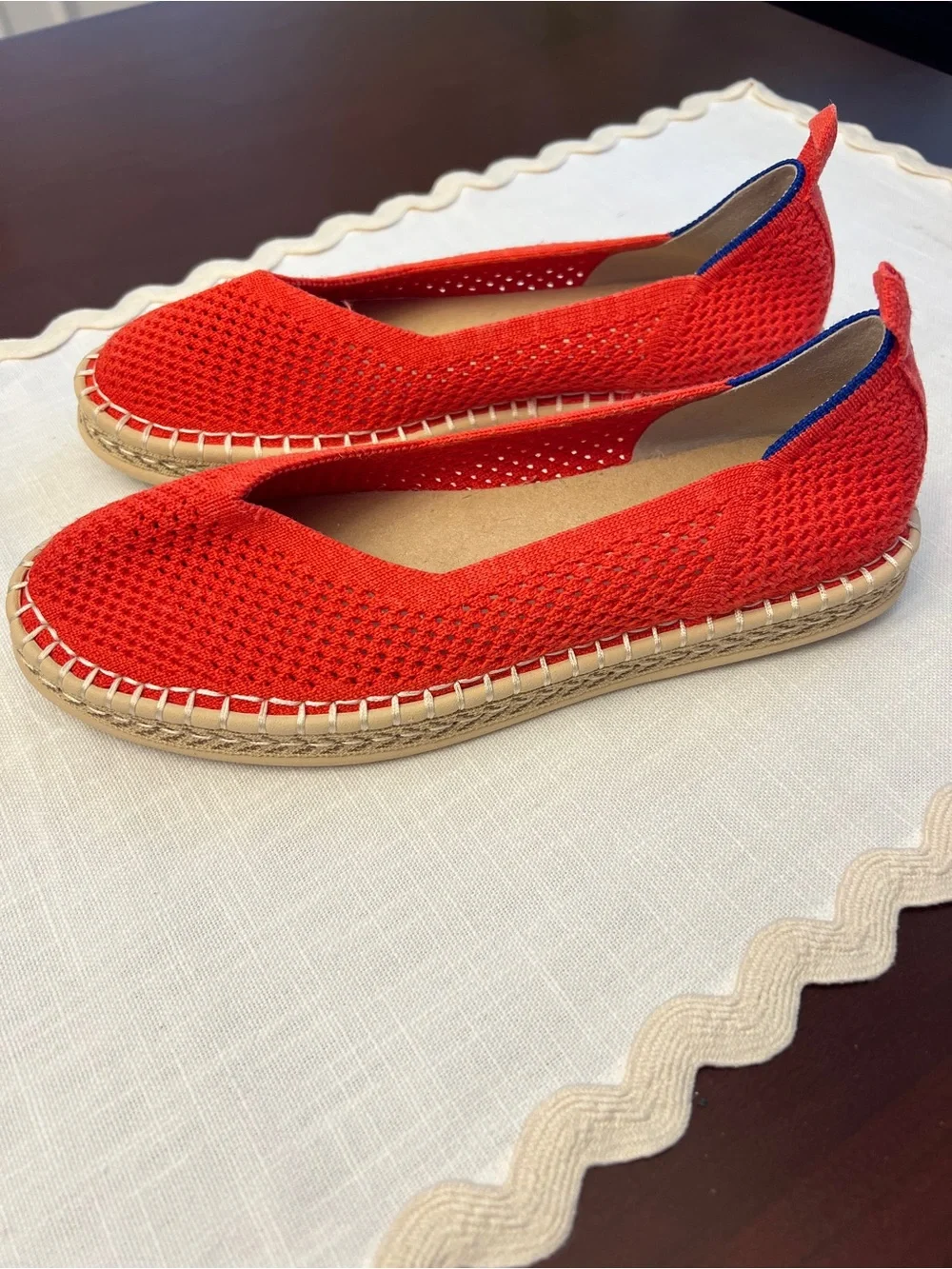 Rothy's Bright Red Knit Espadrille Flats 7.5 woman’s ballet style shoe